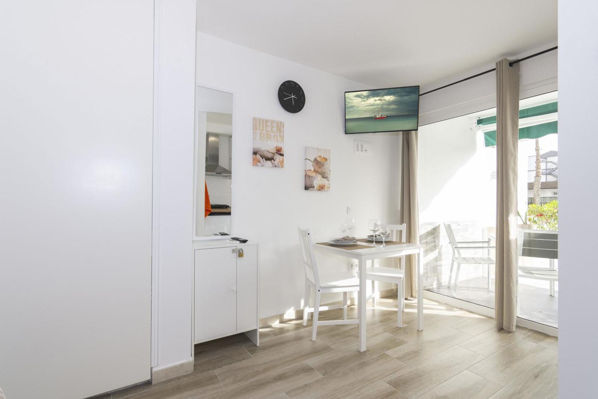 K2 Playa Del Ingles By Homestaygrancanaria San Bartolome de Tirajana  Exterior photo